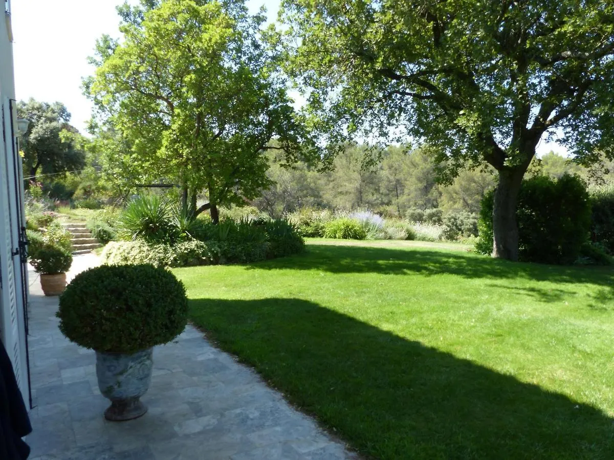 Lou Pantai, Bed And Breakfast, Delux Bedroom Aix-en-Provence